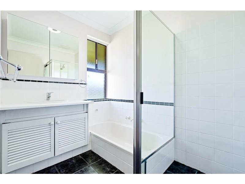 5 Findlay Road, Leeming WA 6149