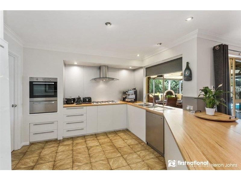 3 Grover Court, Leeming WA 6149