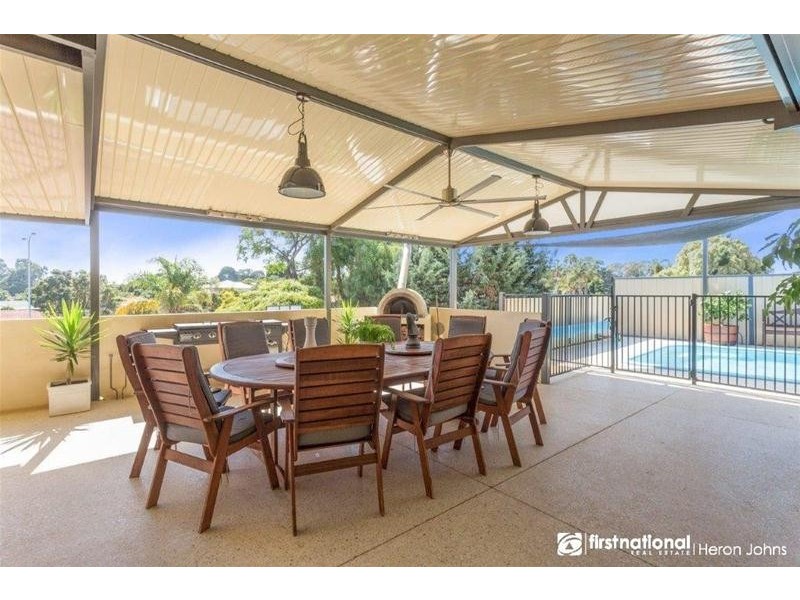 3 Grover Court, Leeming WA 6149