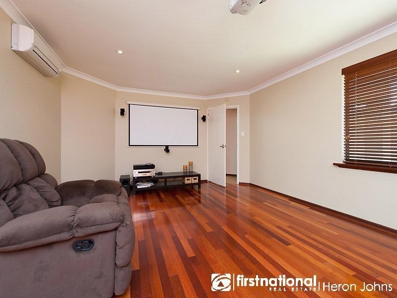 5 Walter Close, Bateman WA 6150