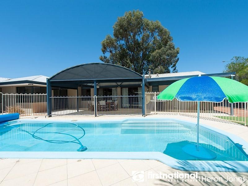 5 Walter Close, Bateman WA 6150