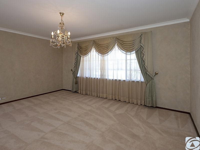 10 Clifford Way, Bull Creek WA 6149