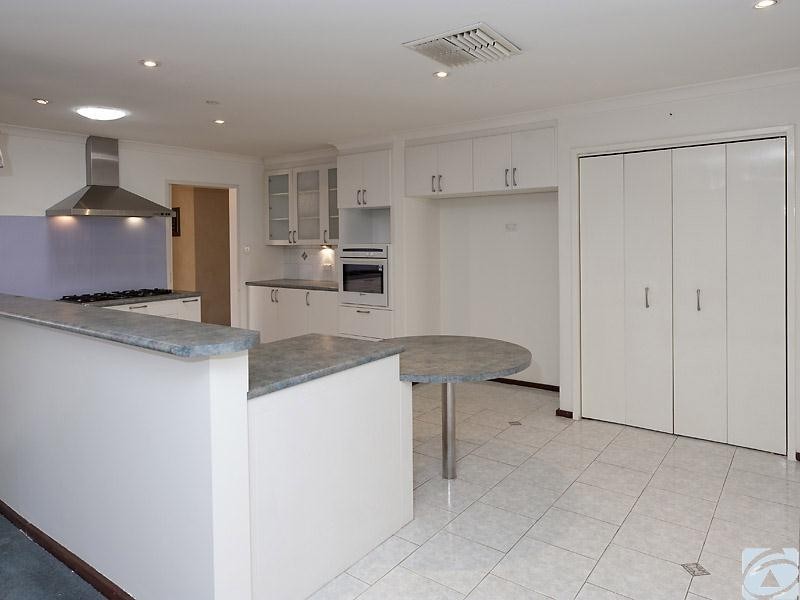 10 Clifford Way, Bull Creek WA 6149