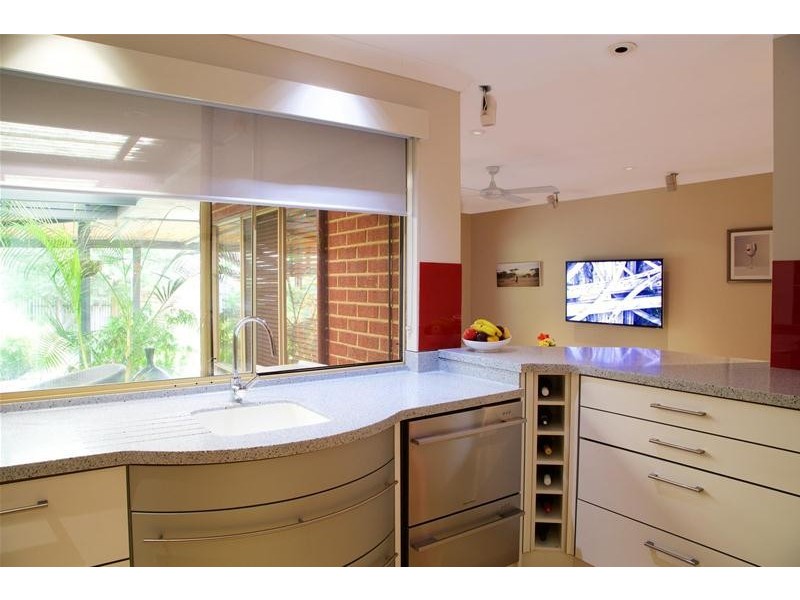 85 Parry Avenue, Bull Creek WA 6149