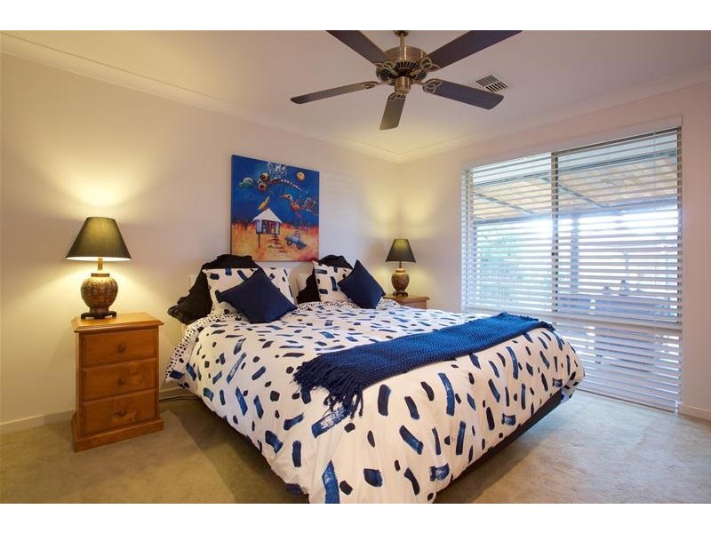 85 Parry Avenue, Bull Creek WA 6149