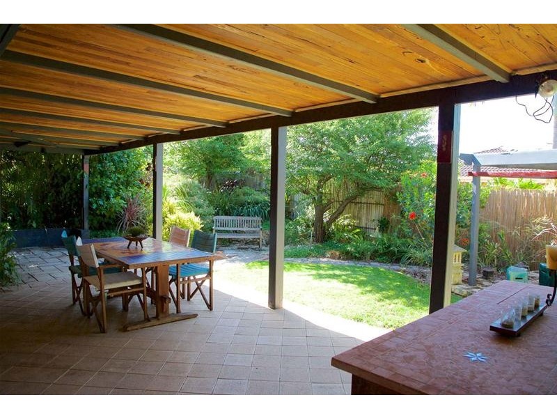 85 Parry Avenue, Bull Creek WA 6149