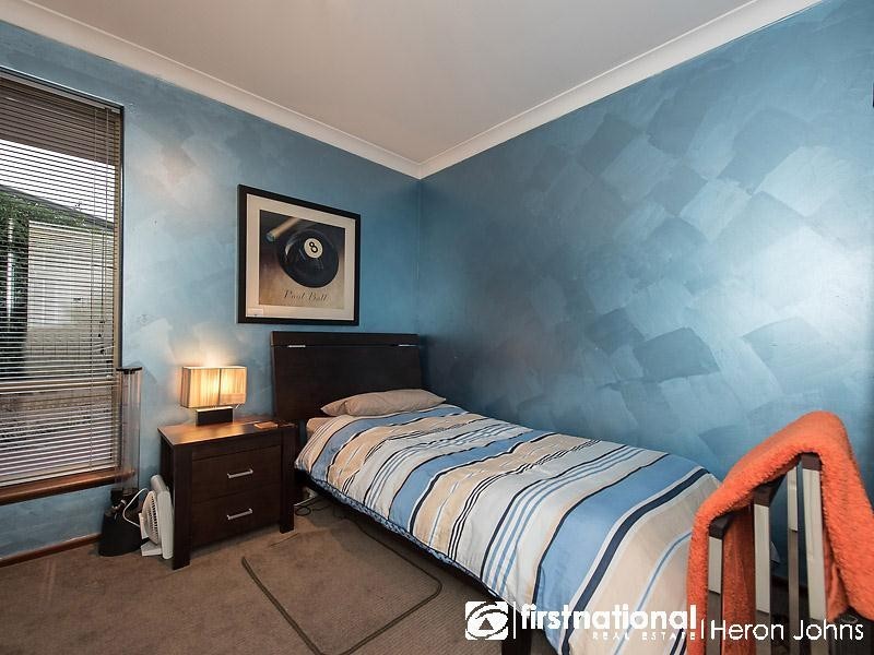 6 Sellen Court, Leeming WA 6149