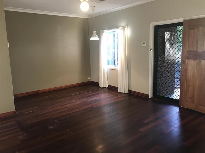 36 Kennerly Street, Cloverdale WA 6105