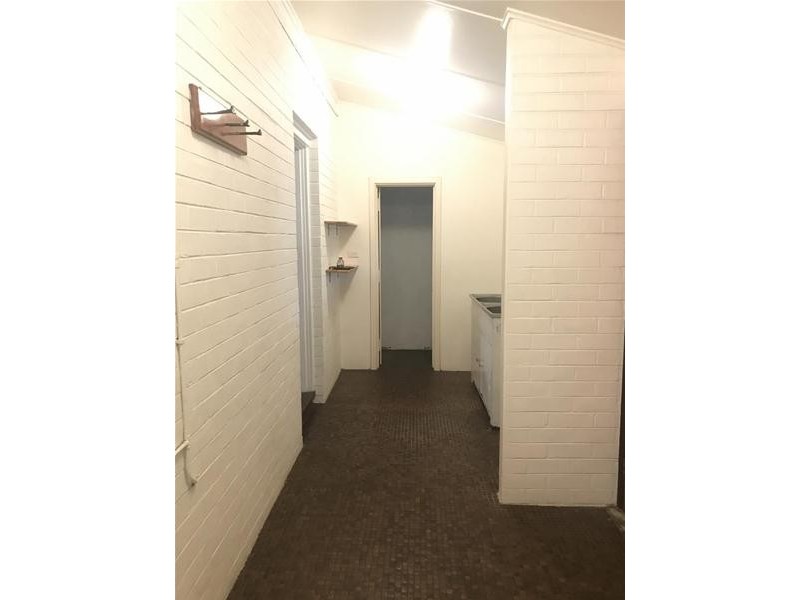 36 Kennerly Street, Cloverdale WA 6105