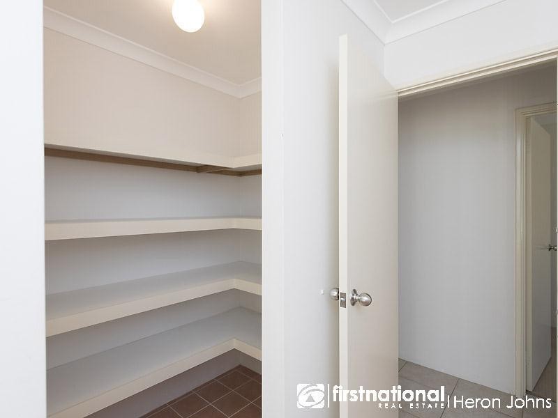 4 Colgrave Mews, South Lake WA 6164