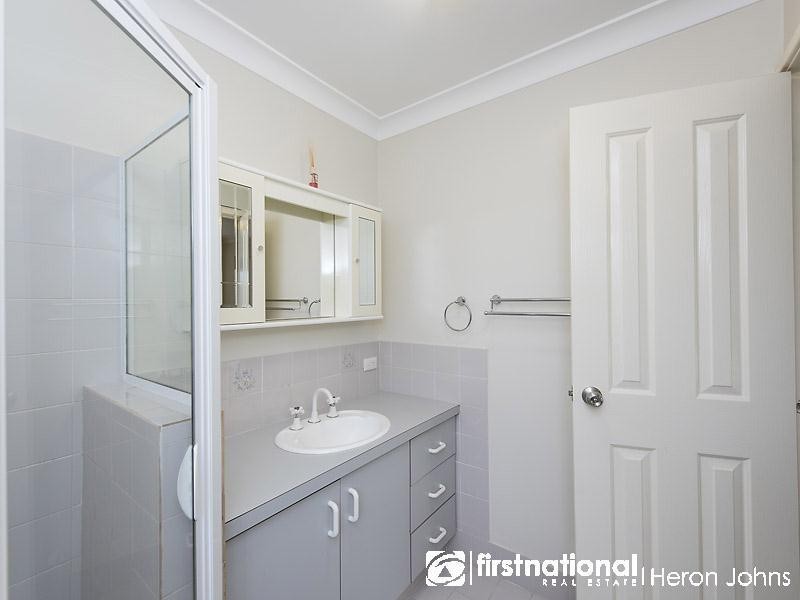 16 Sunshine Place, Bibra Lake WA 6163