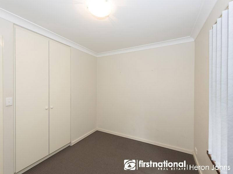 16 Sunshine Place, Bibra Lake WA 6163