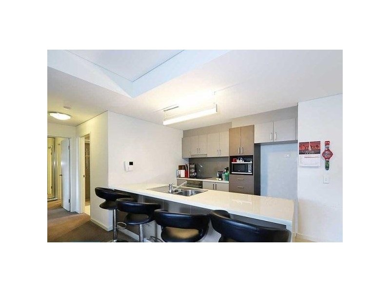 82/16 Midgegooroo Avenue, Cockburn Central WA 6164