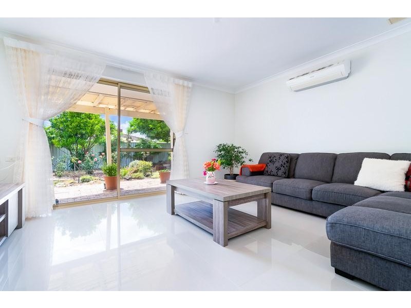 11 Broadhurst Crescent, Bateman WA 6150