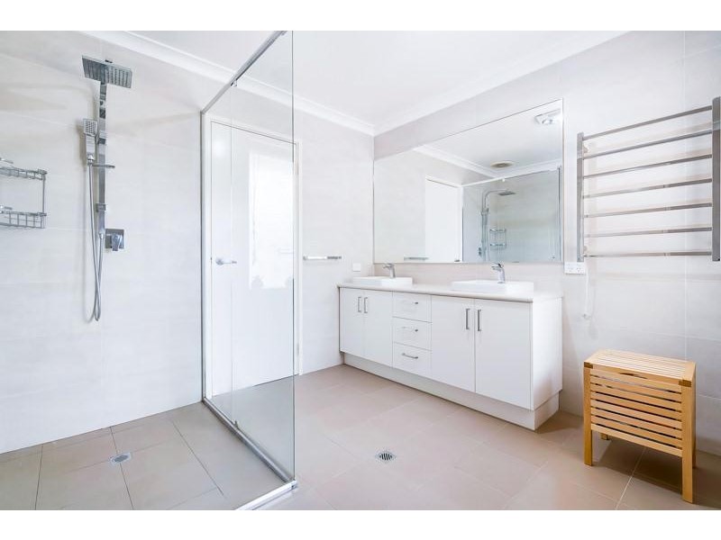 11 Broadhurst Crescent, Bateman WA 6150