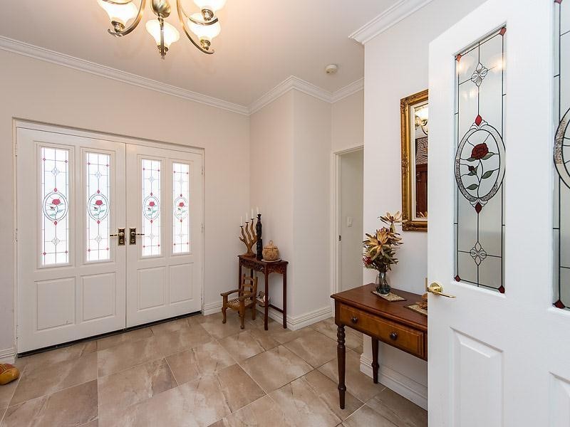 7 Mossman Crescent, Bull Creek WA 6149