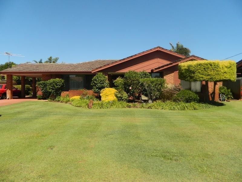 21 Ewing Avenue, Bull Creek WA 6149