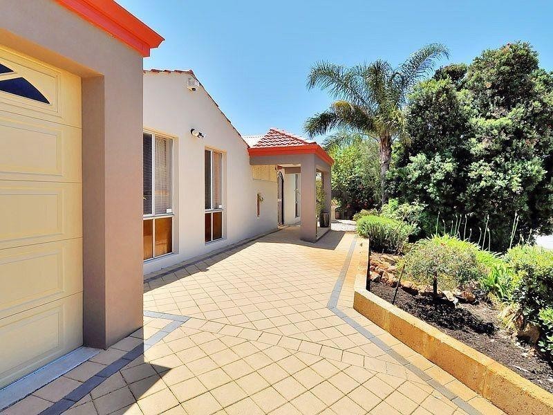 60 Bass Road, Bull Creek WA 6149