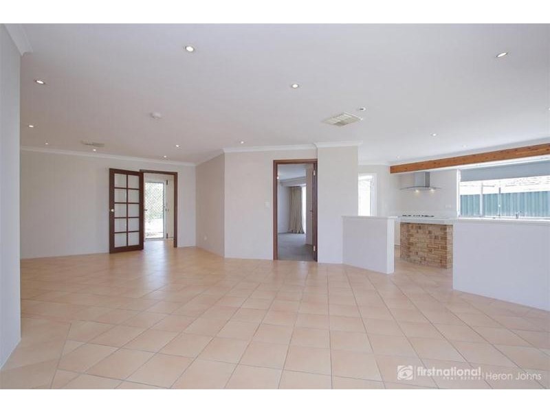 56 Sylvan Crescent, Leeming WA 6149