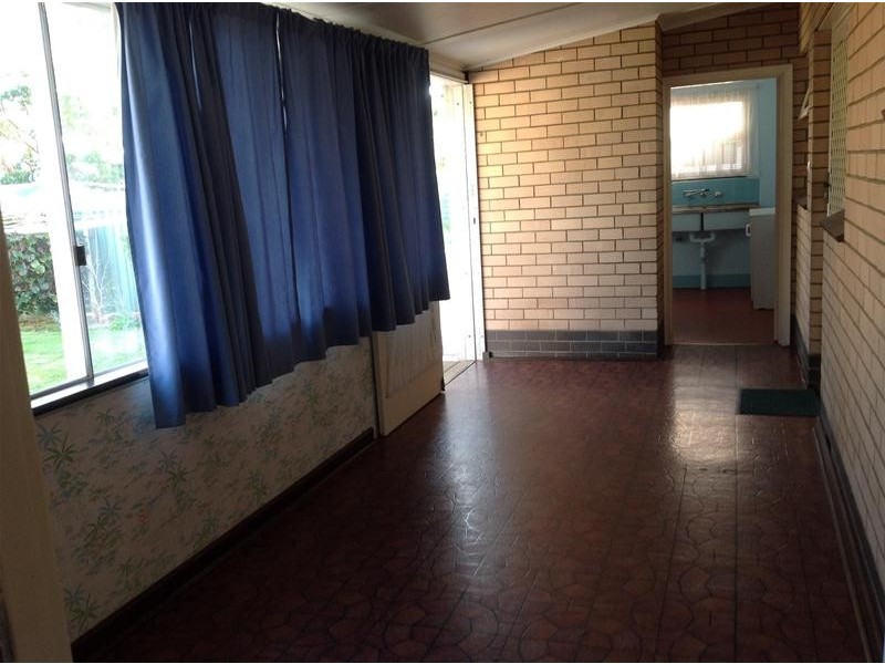 9 Cooke Street, Hilton WA 6163