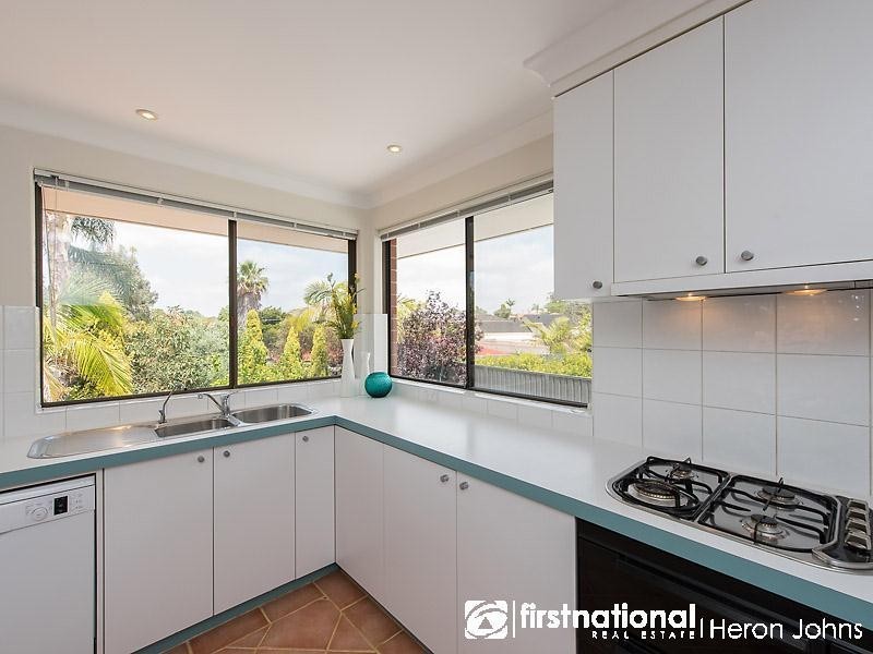 8 Nunn Close, Bateman WA 6150