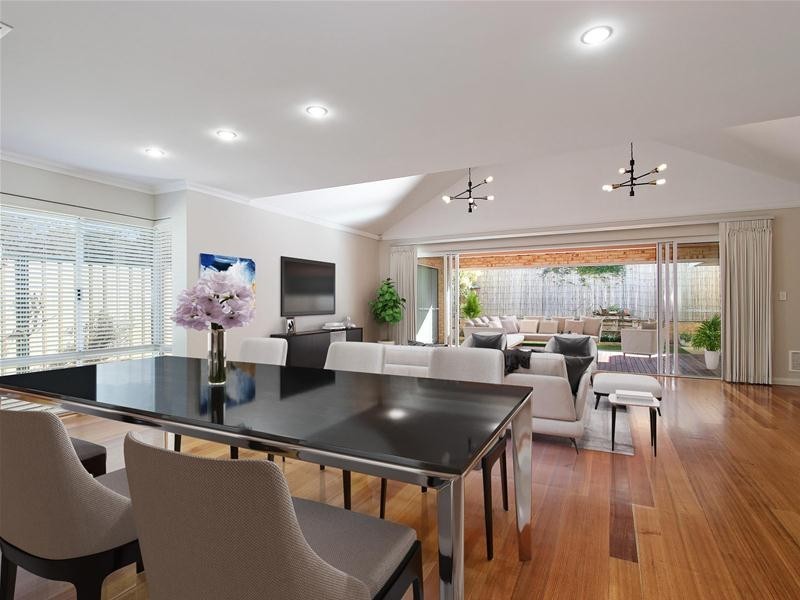 6 Chelsea Circuit, Success WA 6164