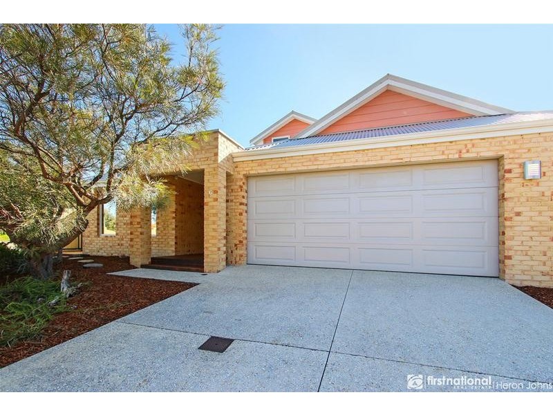 6 Chelsea Circuit, Success WA 6164