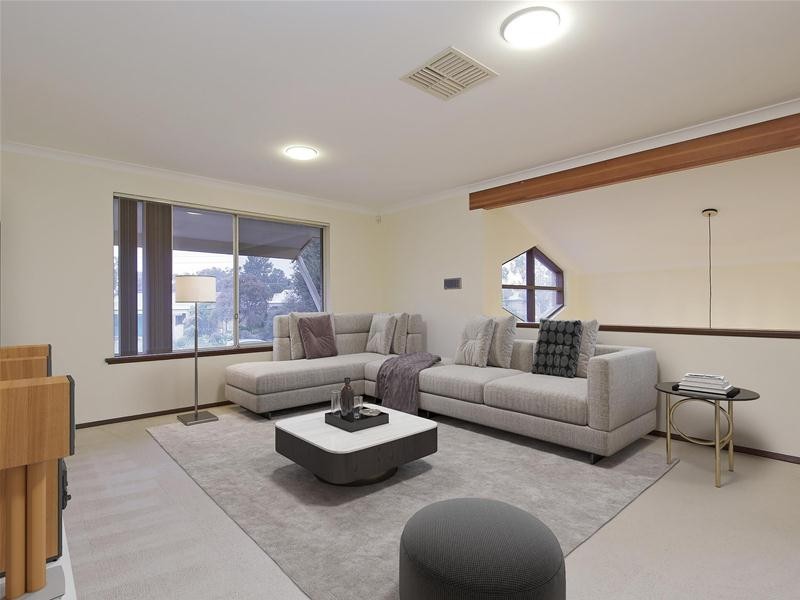 25 Clifford Way, Bull Creek WA 6149