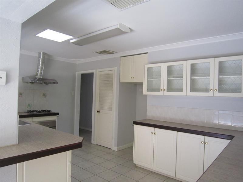 60 Bull Creek Road, Rossmoyne WA 6148