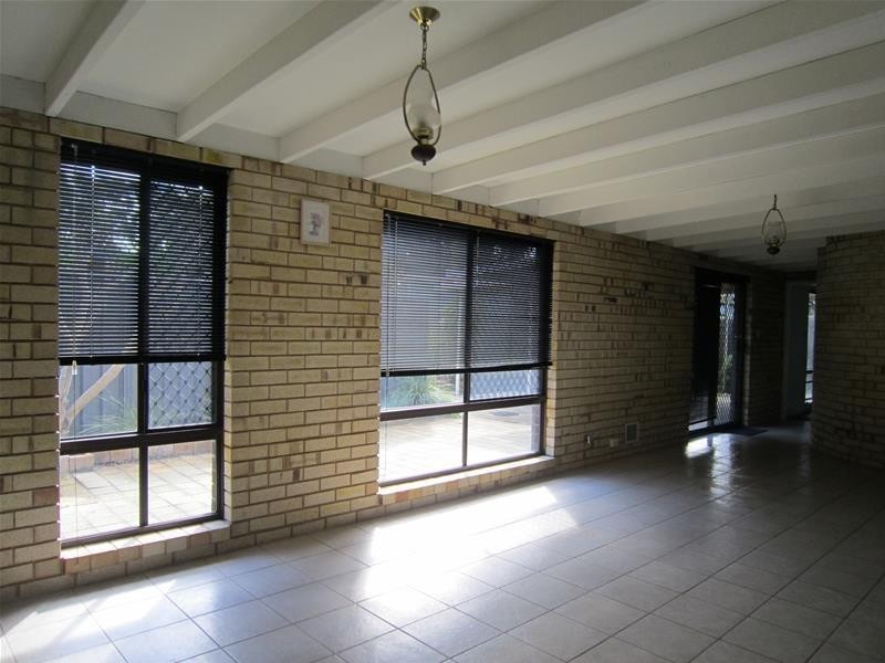 60 Bull Creek Road, Rossmoyne WA 6148