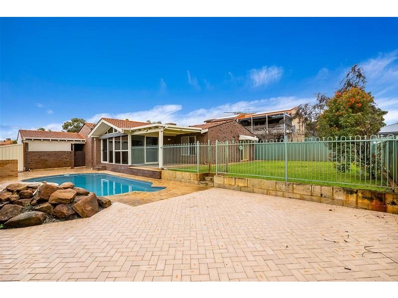 9 Salmond Way, Bull Creek WA 6149