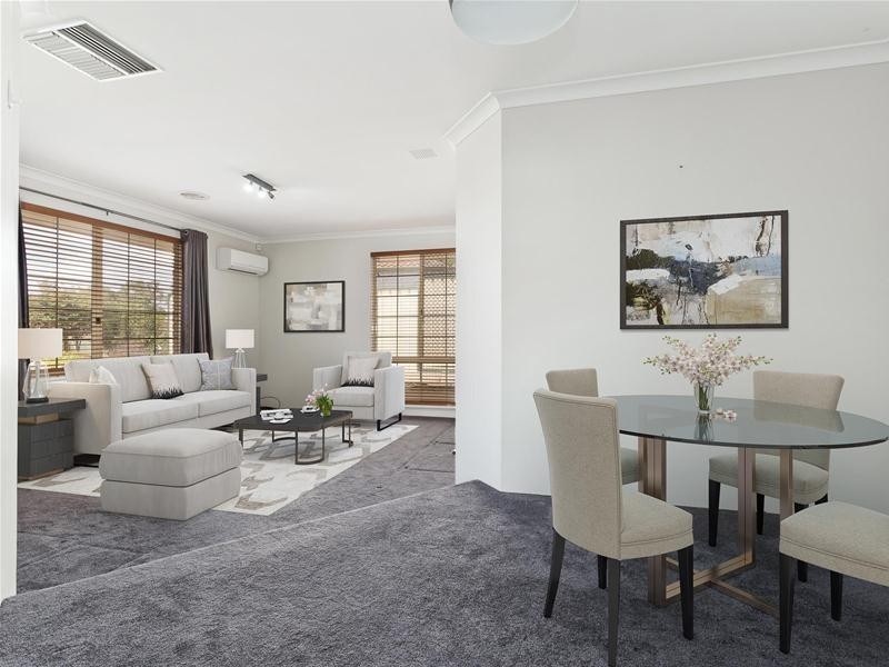 4 Gledhill Way, Leeming WA 6149