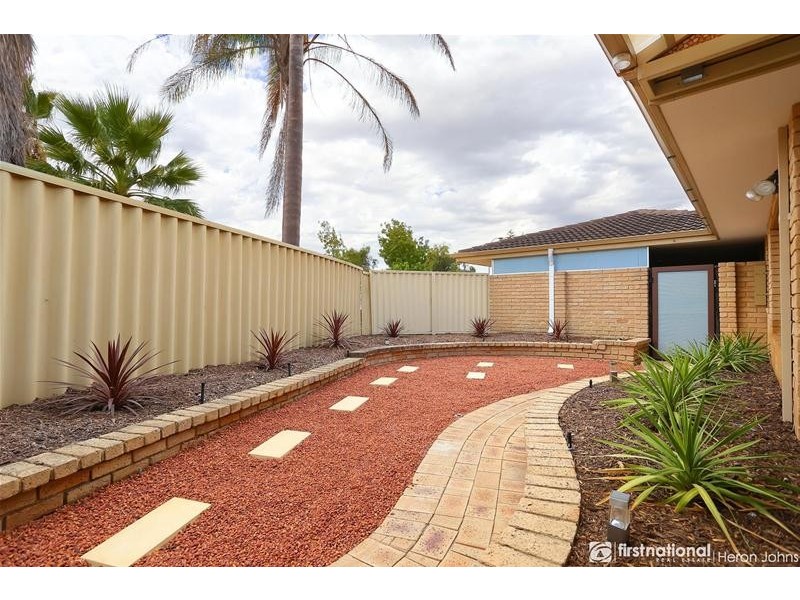 4 Gledhill Way, Leeming WA 6149
