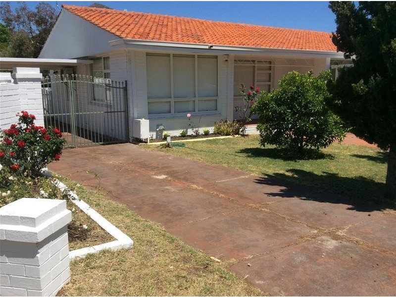 4/11A Collier Street, Applecross WA 6153