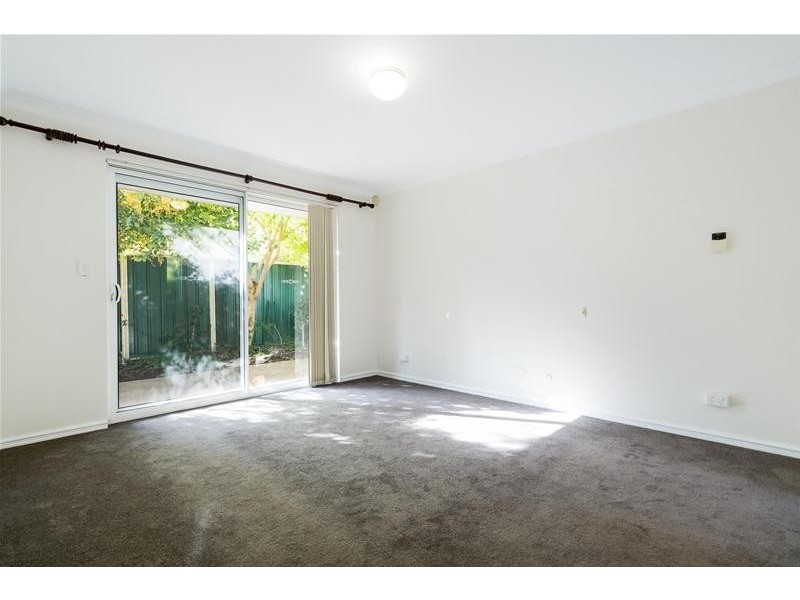 22 Sixth Avenue, Shelley WA 6148