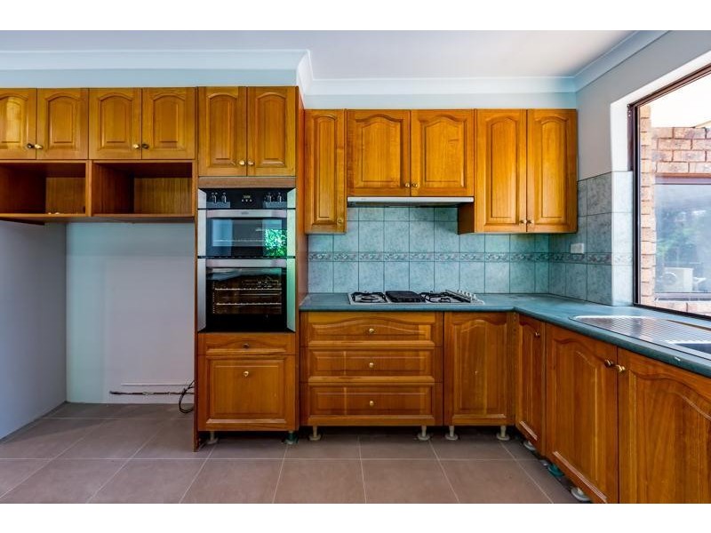 60 Gracechurch Crescent, Leeming WA 6149