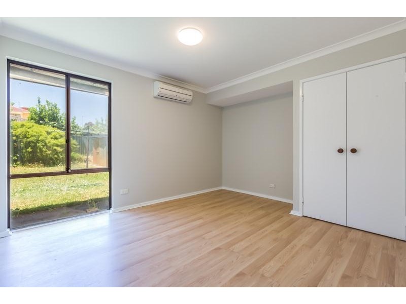 60 Gracechurch Crescent, Leeming WA 6149