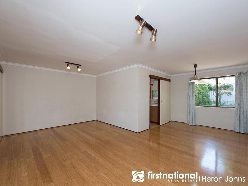 73 Henry Bull Drive, Bull Creek WA 6149