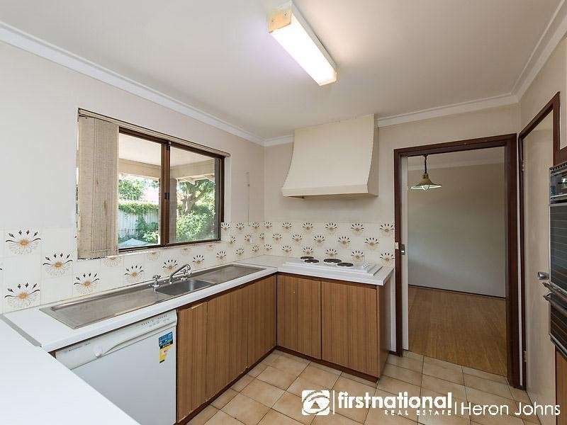 73 Henry Bull Drive, Bull Creek WA 6149