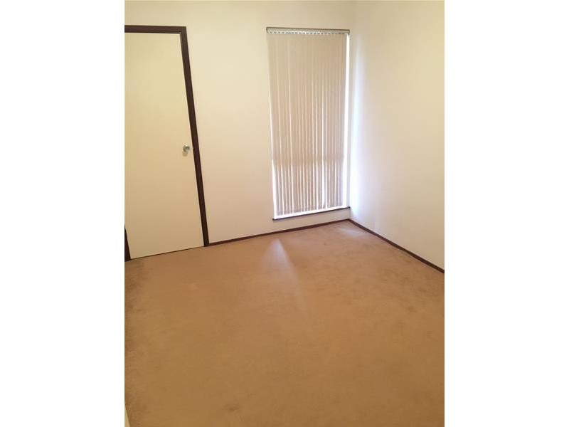 18 Nicholls Crescent, Bull Creek WA 6149