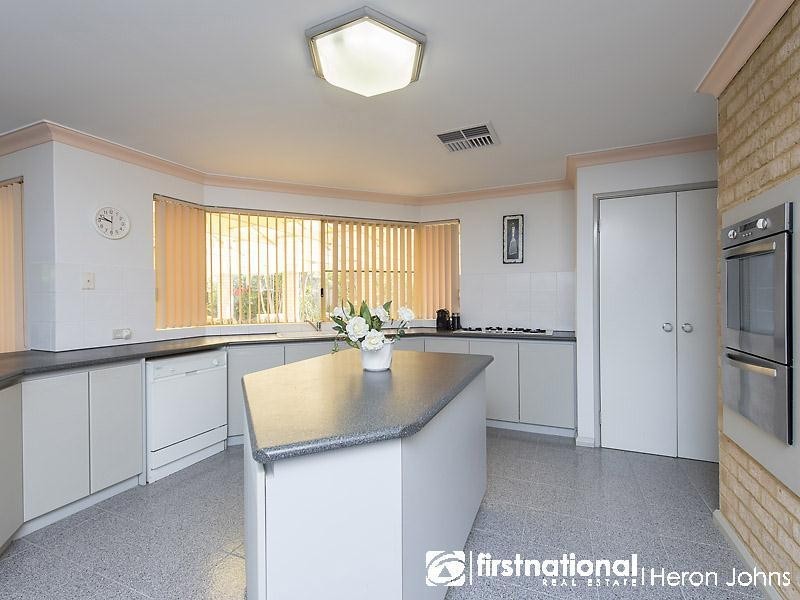 85 Prescott Drive, Kardinya WA 6163