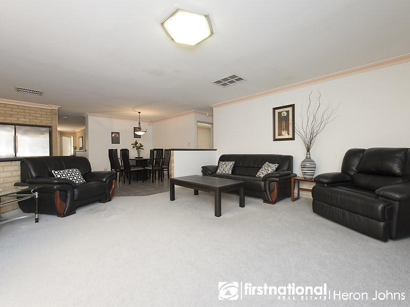 85 Prescott Drive, Kardinya WA 6163