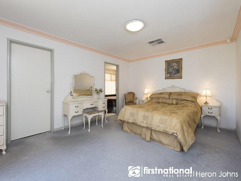 85 Prescott Drive, Kardinya WA 6163