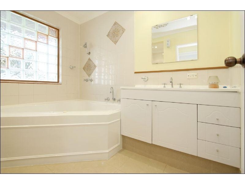 36 Endeavour Avenue, Bull Creek WA 6149