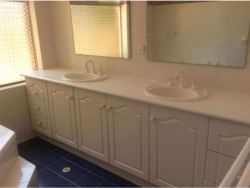 21 Lochee Way, Bull Creek WA 6149