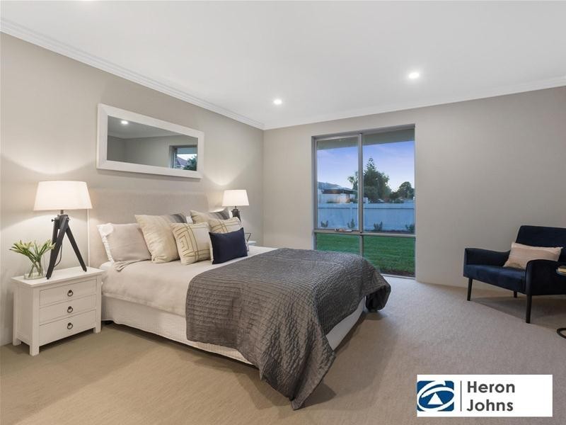 4 Lefroy Road, Bull Creek WA 6149