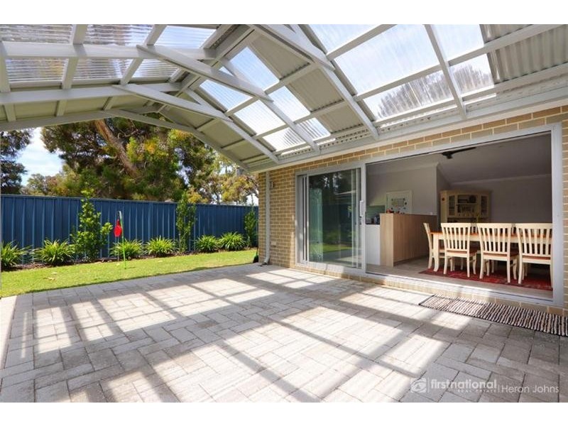 4 Lefroy Road, Bull Creek WA 6149