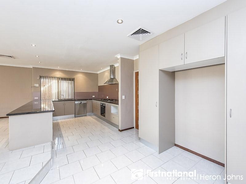 7 Waltham Court, Bateman WA 6150