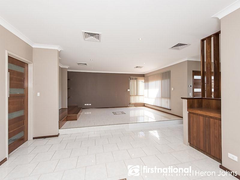 7 Waltham Court, Bateman WA 6150