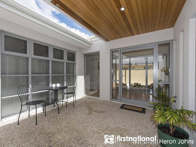 79 Minerva Loop, Success WA 6164